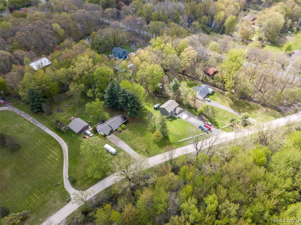 11913 Tuttle Hill Road, Willis, MI 48191 — Photo 32