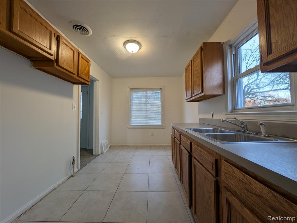 305 South Boulevard W, Pontiac, MI 48341 — Photo 20