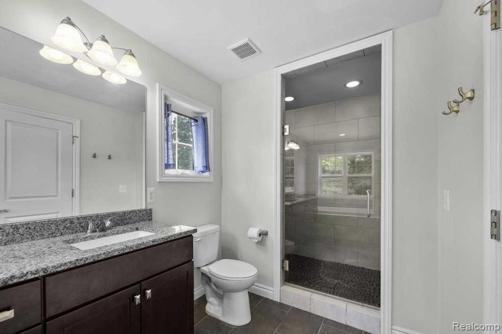 520 SIMON, Royal Oak, MI 48067 — Photo 30