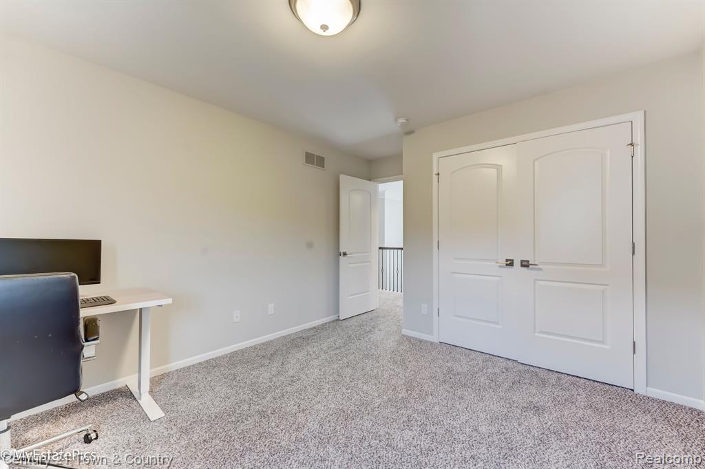50784 SEVILLA Circle, Novi, MI — Photo 71