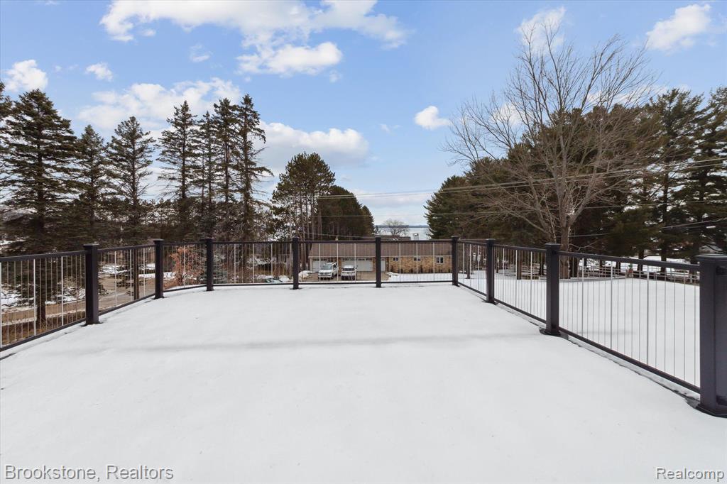 6245 W HIGGINS LAKE Drive, Roscommon, MI 48653 — Photo 91