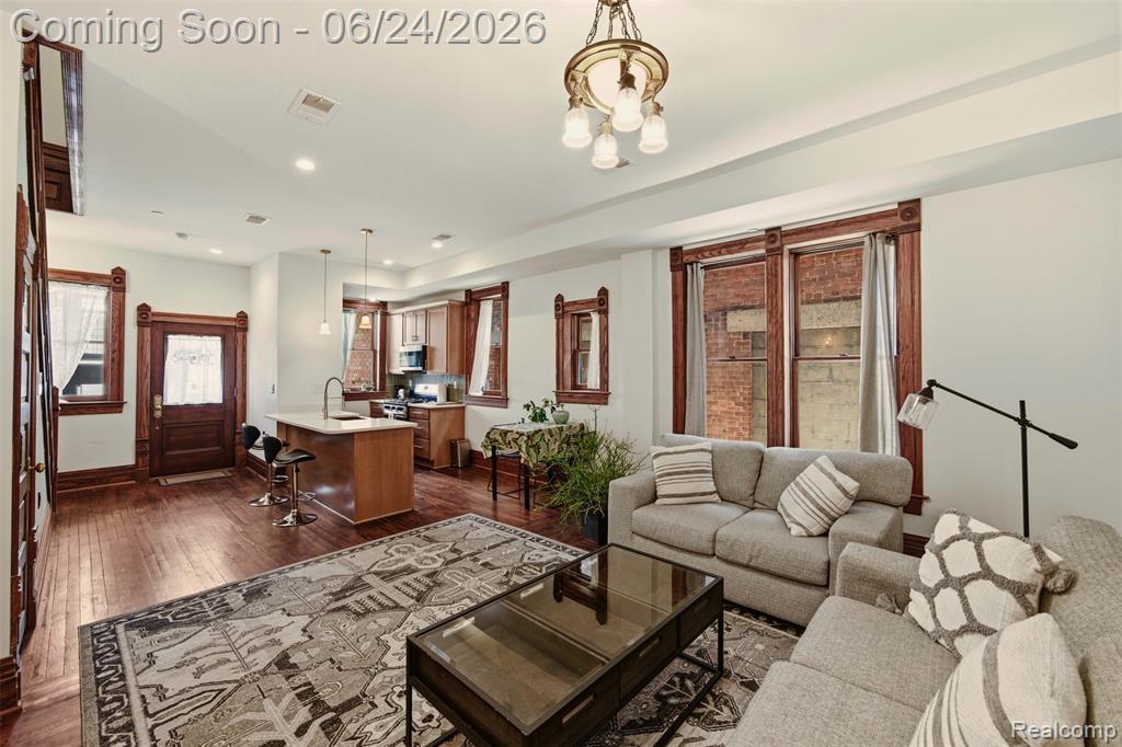 701 W Canfield Street, Detroit, MI 48201 — Photo 11