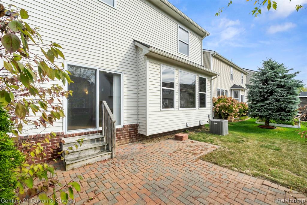 51207 Brompton, Novi, MI — Photo 49