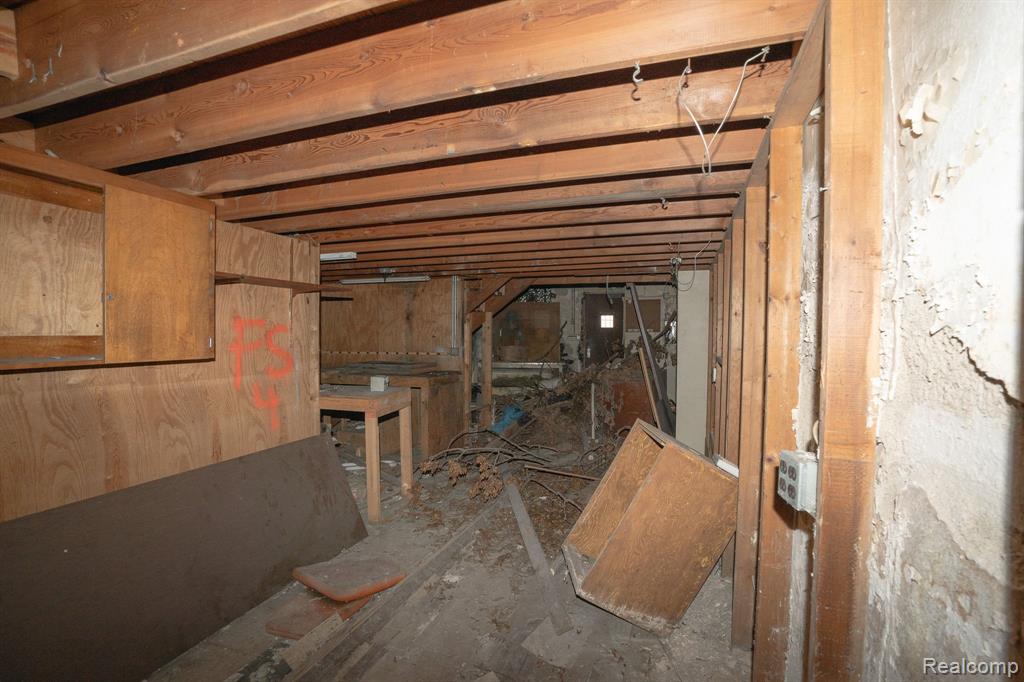 13537 GRATIOT Avenue, Detroit, MI 48205 — Photo 28