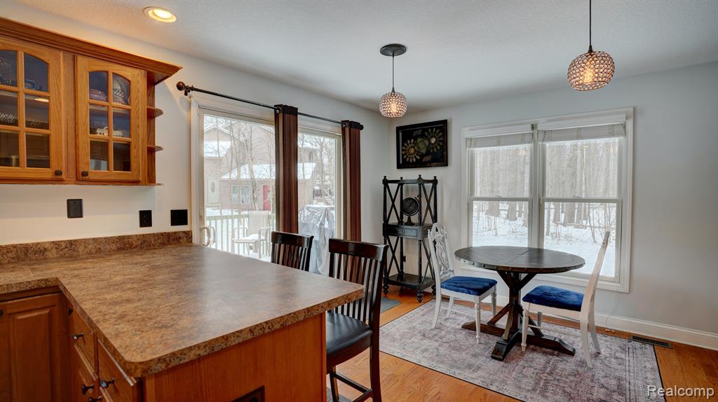9270 OAKVIEW Drive, Swartz Creek, MI 48473 — Photo 12