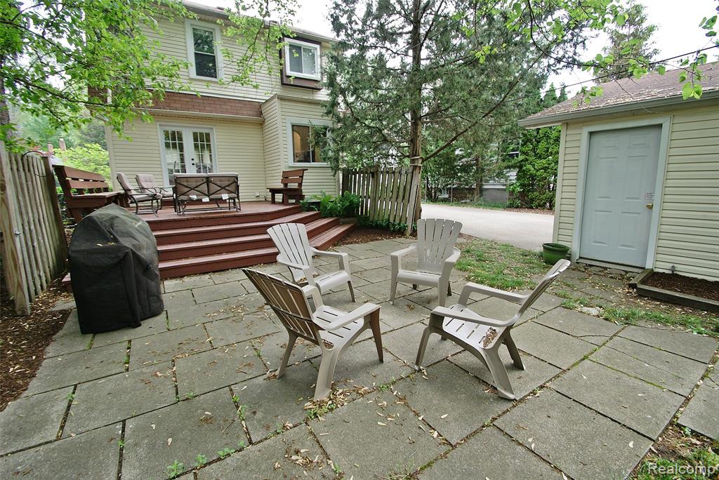 413 E 7TH Street, Royal Oak, MI 48067 — Photo 20