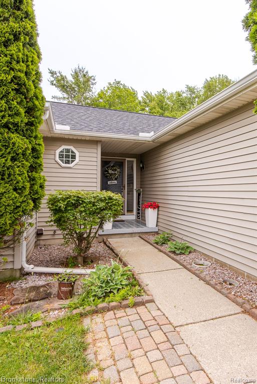 5039 Auker Drive, Grand Blanc, MI 48507 — Photo 3