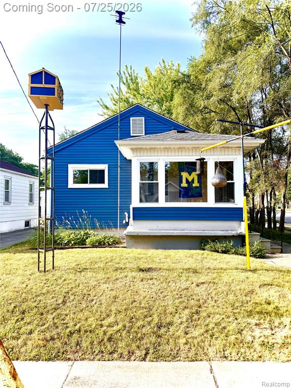 3521 Clairmont Street, Flint, MI 48503