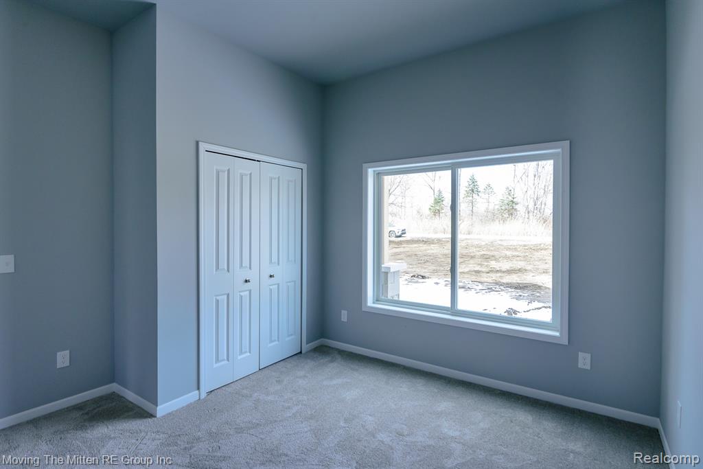 43001 Willow Road, New Boston, MI 48164 — Photo 13