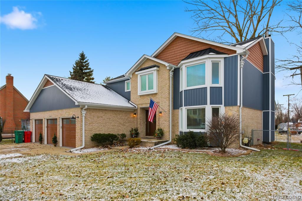 39663 Southpointe Avenue, Harrison Township, MI — Photo 2
