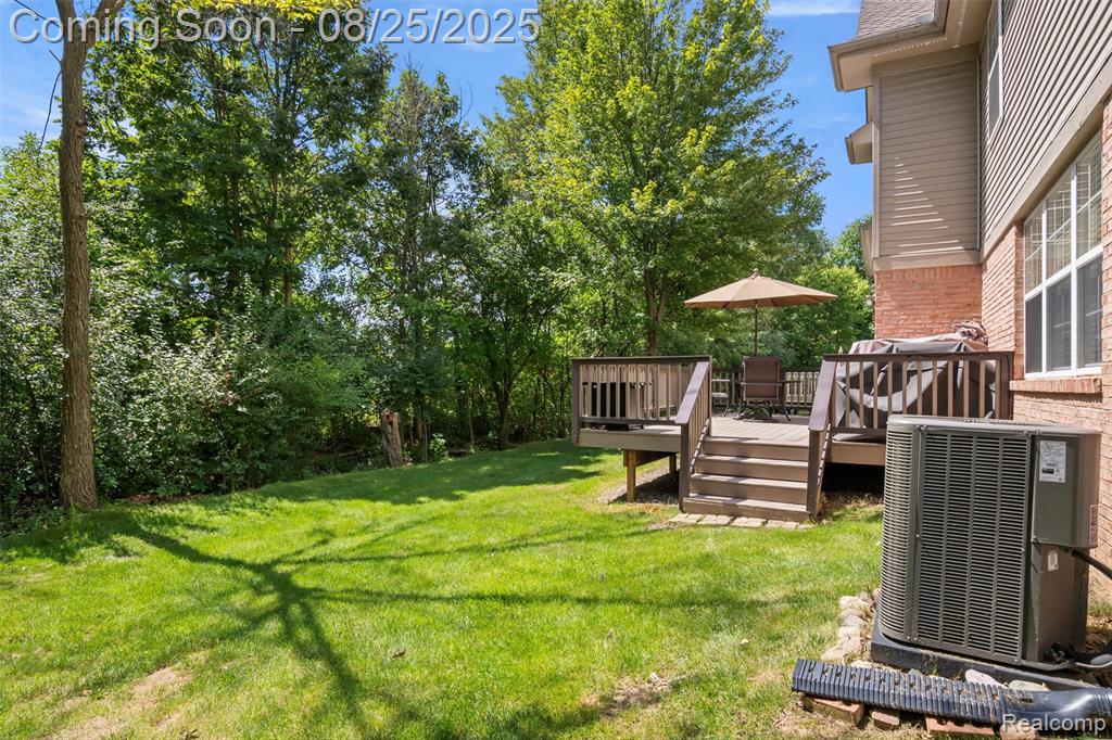 48201 Nottinghill Lane, Canton, MI 48188 — Photo 45