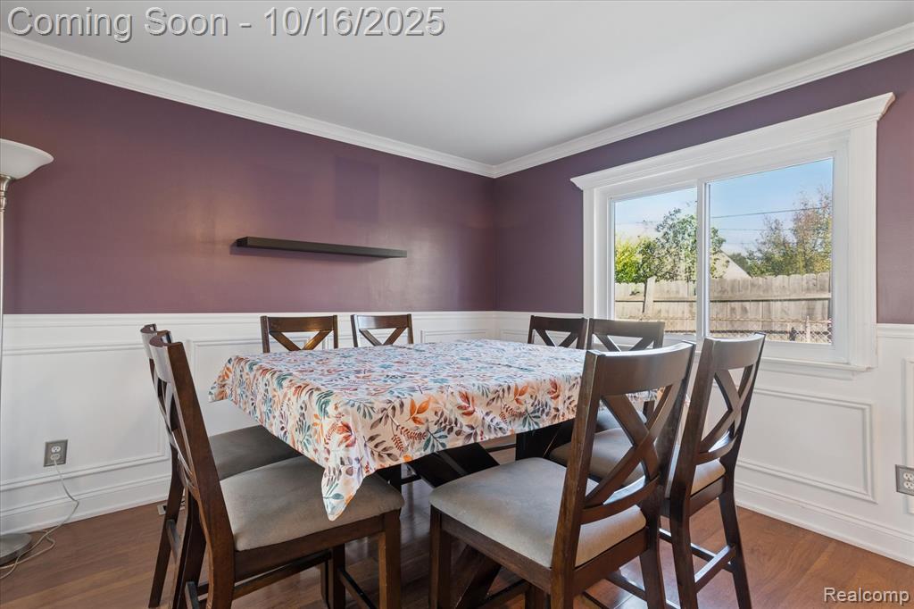 6439 Huntleigh Street, Garden City, MI — Photo 18