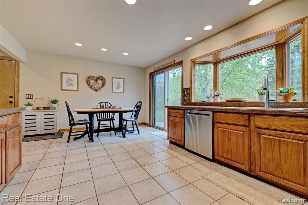 3960 Baldwin Road N, Ortonville, MI 48462 — Photo 9