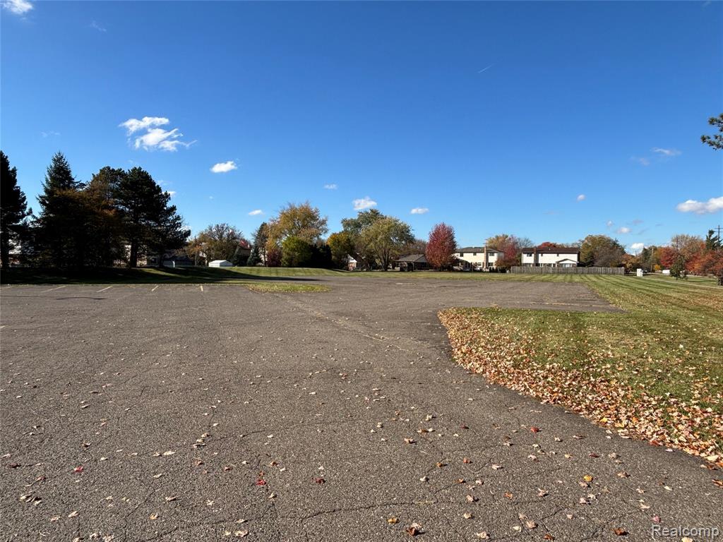 46001 Warren, Canton, MI 48187 — Photo 12