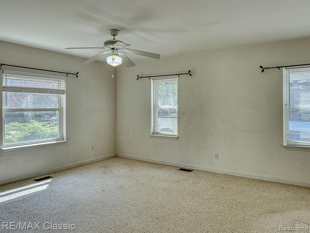 78 MARGARET Street, Whitmore Lake, MI 48189 — Photo 6