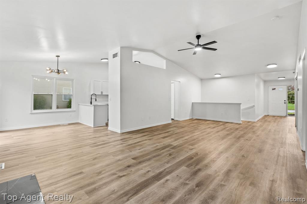 42773 Maude Court, Van Buren, MI 48111 — Photo 11