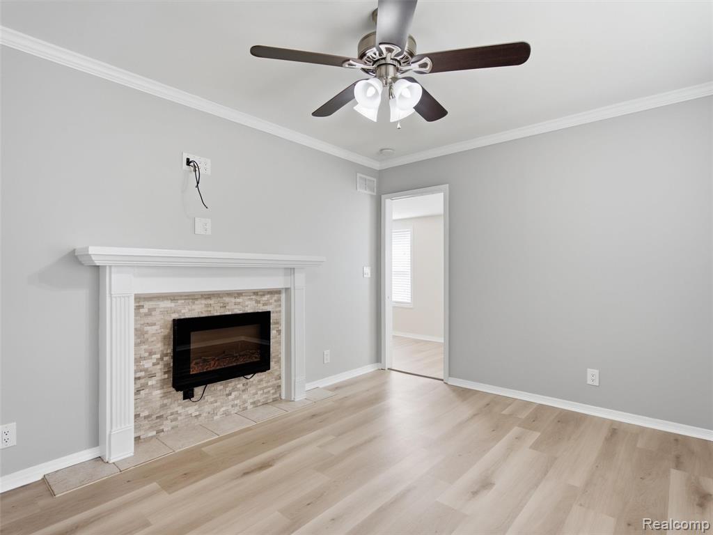 84 W End Avenue, Waterford, MI 48328 — Photo 7