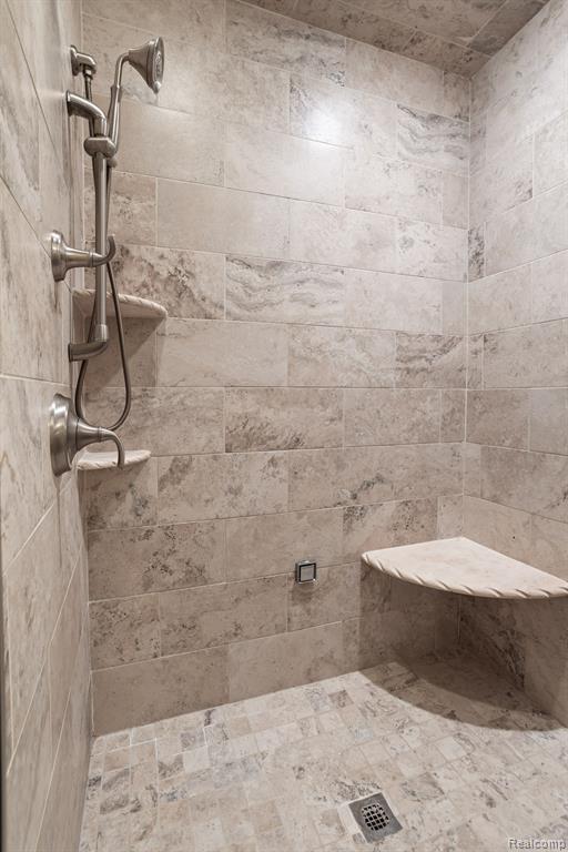 50548 AMBERLEY Boulevard, Canton, MI 48187 — Photo 56