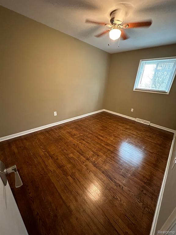 5026 FRANKWILL Avenue, Clarkston, MI — Photo 9