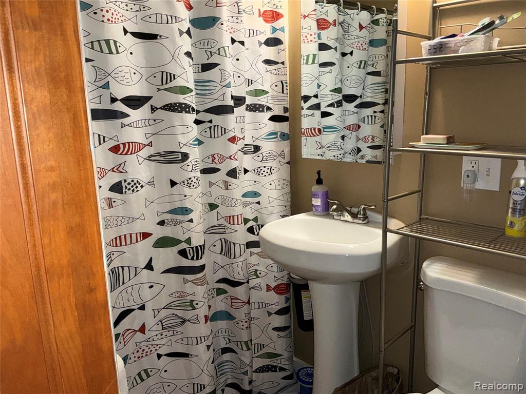 1724 Maple Road, Sebewaing, MI 48759 — Photo 9