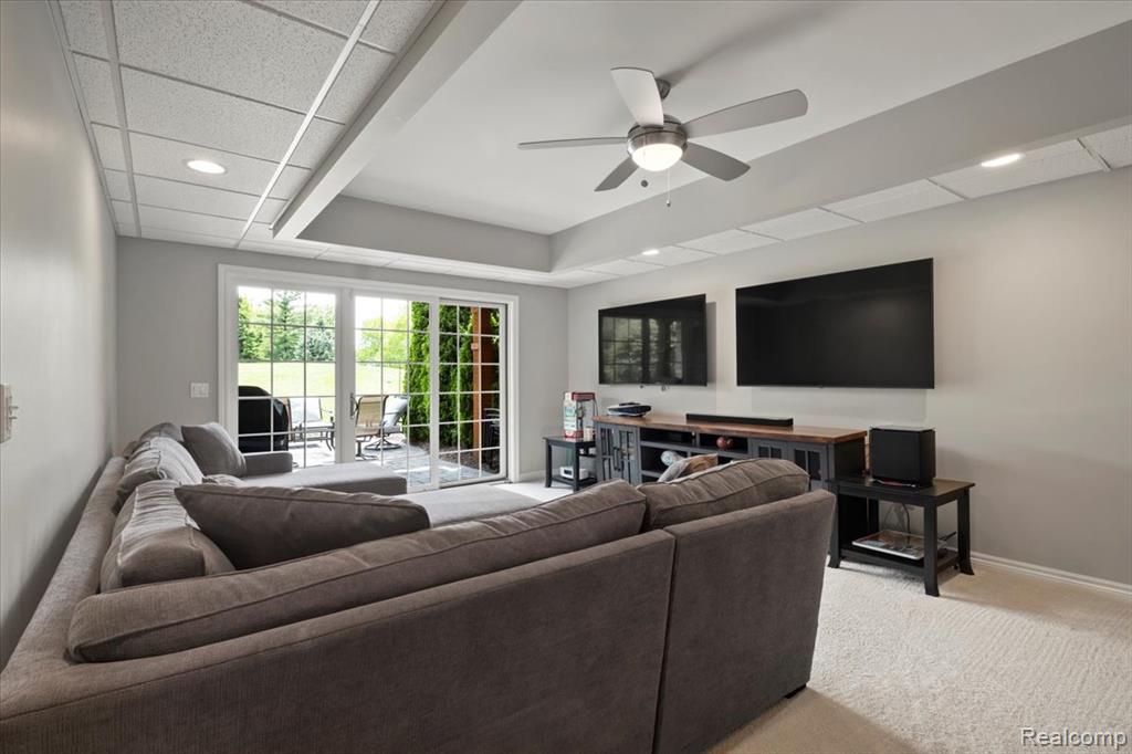 5696 Knob Hill Circle, 24, Clarkston, MI 48348 — Photo 25