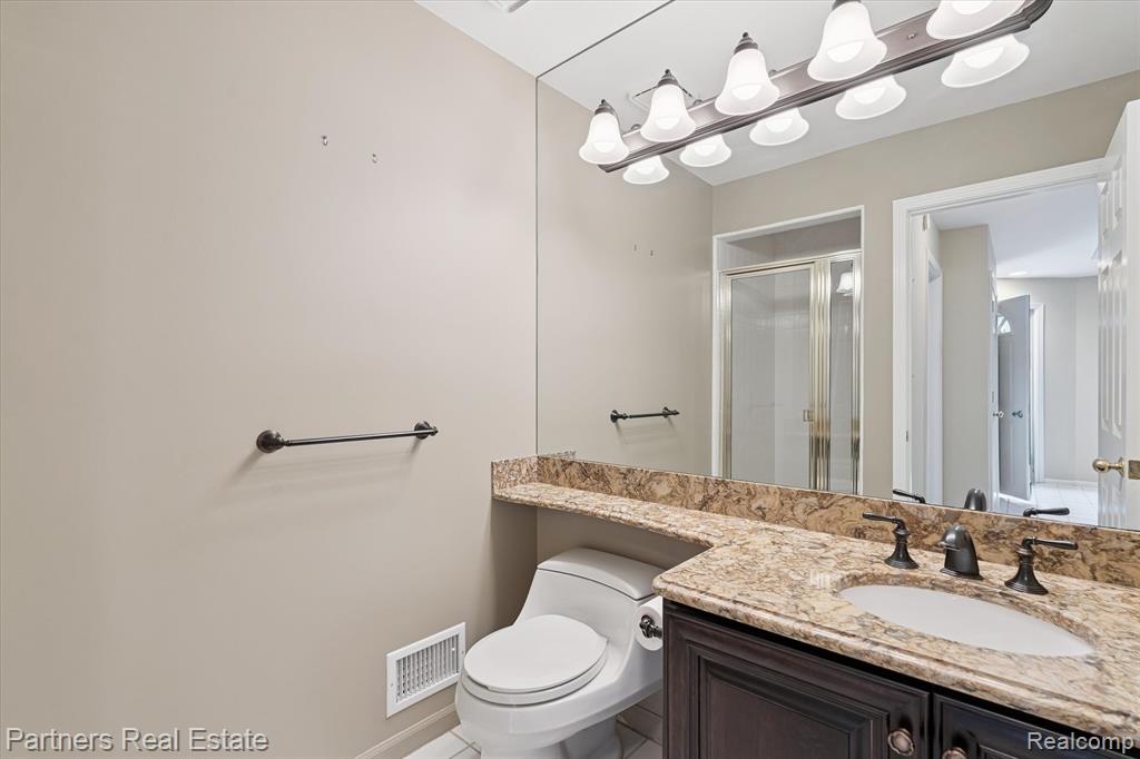 4445 Golf View Drive, Brighton, MI 48116 — Photo 18