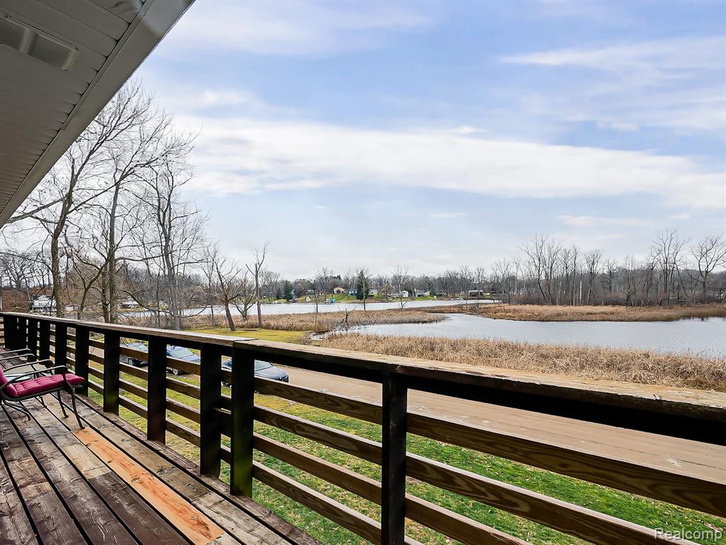 9900 S Big School Lot Lake Road, Holly, MI 48442 — Photo 25