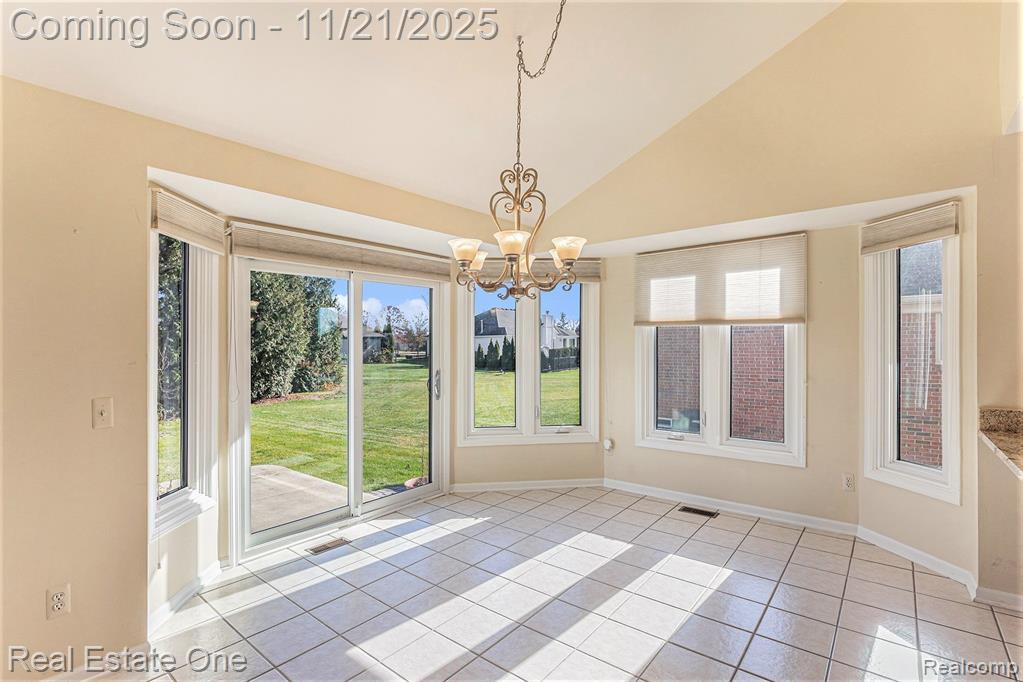 48082 Prestwyck Drive, Macomb, MI 48044 — Photo 6