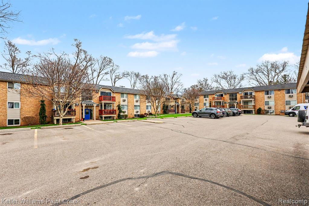 417 Parkdale Ave #20, Rochester, MI 48307 — Photo 19