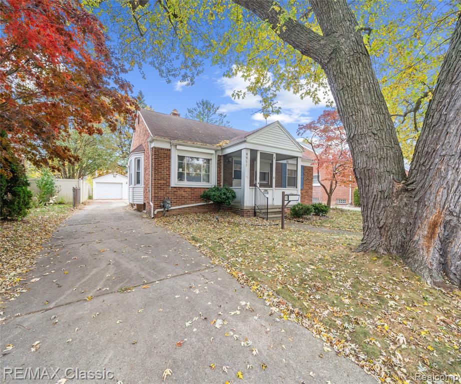 9951 Berwyn, Redford, MI 48239 — Photo 2