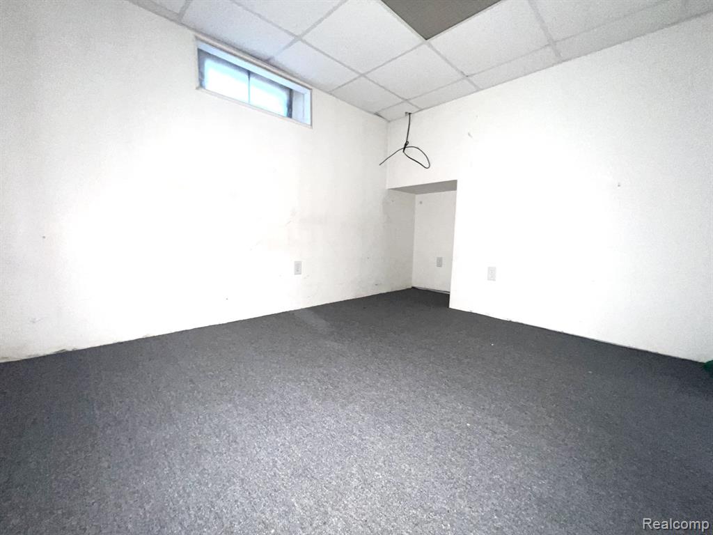 18475 Dalby, Redford, MI 48240 — Photo 16