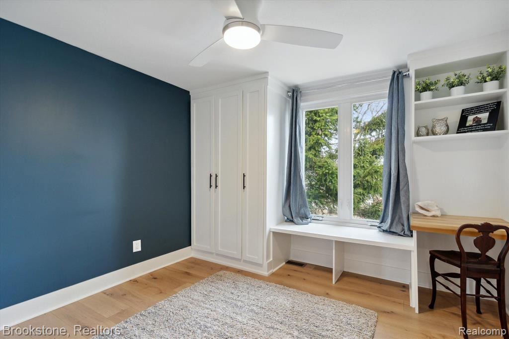 633 DETROIT Avenue, Lake Orion, MI 48362 — Photo 50