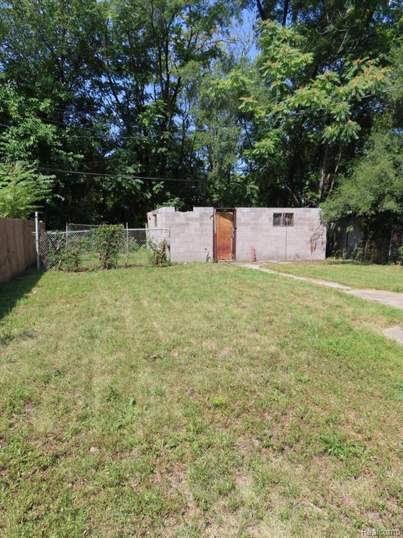 17405 Greeley Street, Highland Park, MI 48203 — Photo 5