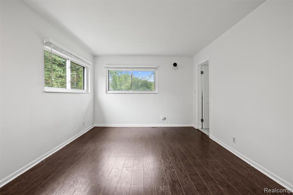 11215 Chippewa Drive, Warren, MI 48093 — Photo 15