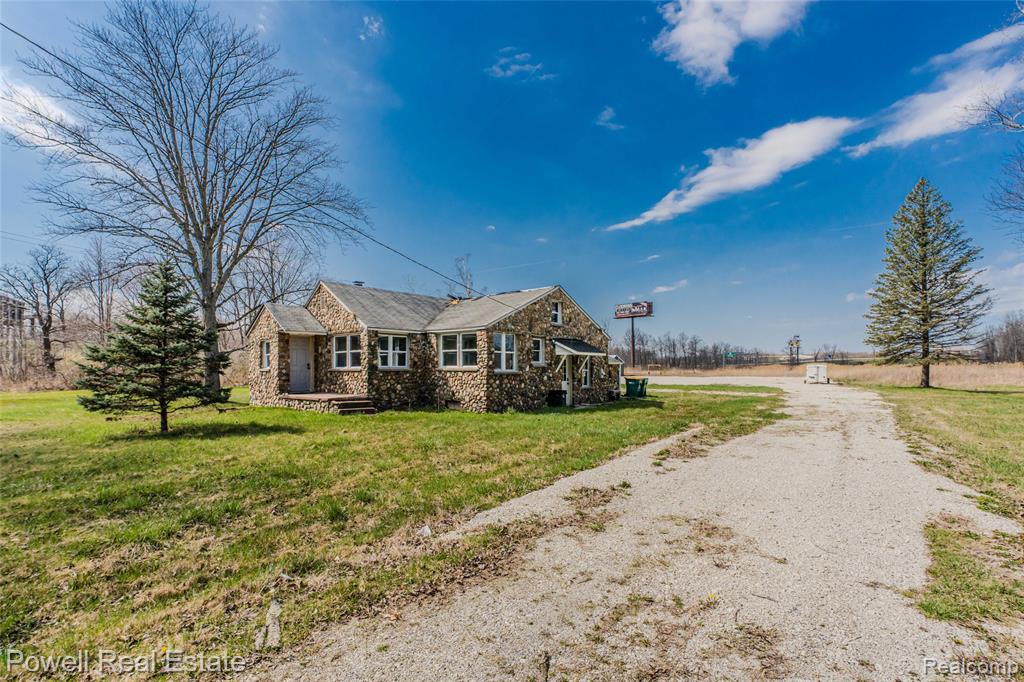 4118 Griswold Road, Port Huron, MI 48060 — Photo 3