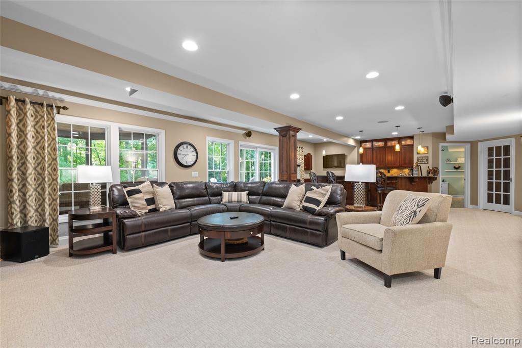 8542 Newbury Court N, Canton, MI 48187 — Photo 48