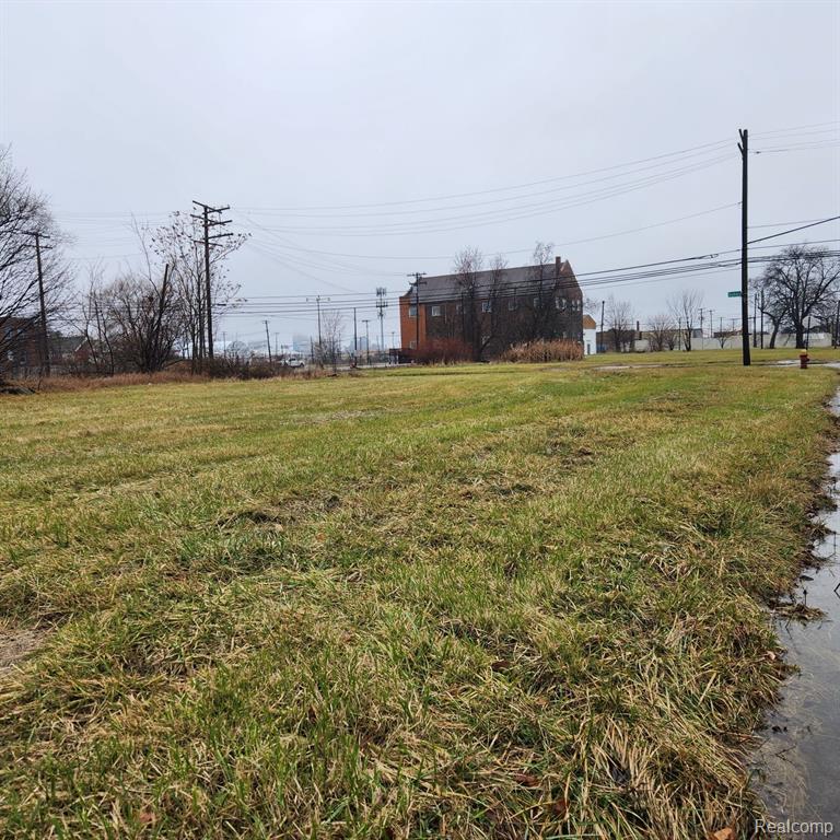 2206 SAINT JOSEPH Street, Detroit, MI 48207 — Photo 7