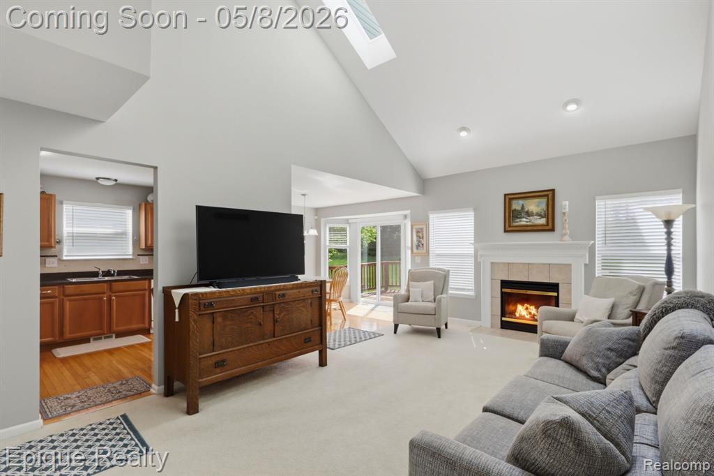 753 Woodhaven Drive, Commerce Twp, MI 48390 — Photo 11