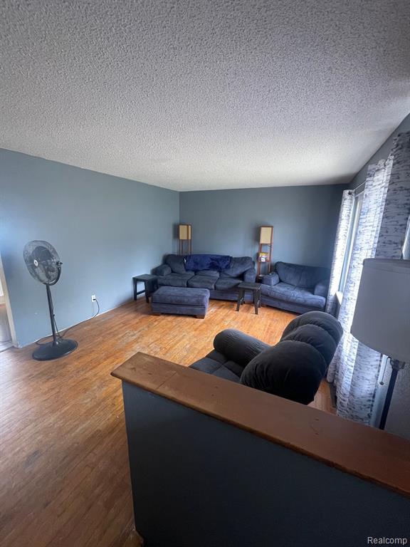 8415 Cappy Lane, Swartz Creek, MI 48473 — Photo 3