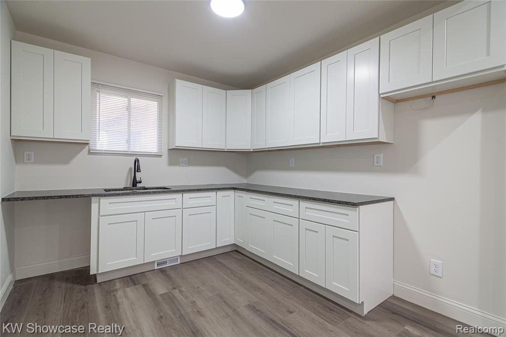 5125 Whitfield Street, Detroit, MI 48204 — Photo 17