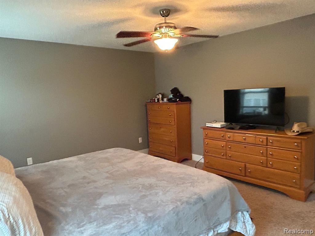 5736 HYDE PARK Avenue, Kalamazoo, MI 49009 — Photo 22