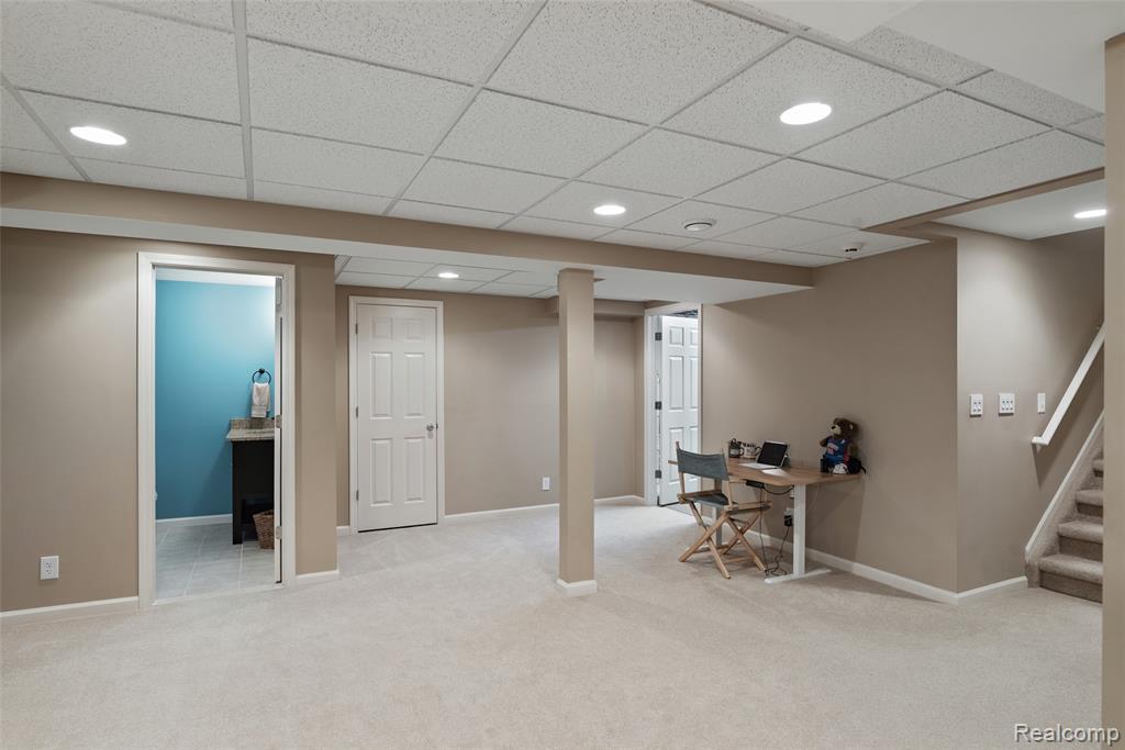 14109 Berryknoll Drive, Utica, MI 48315 — Photo 42
