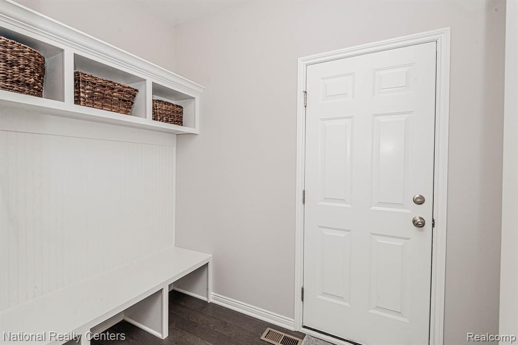 53170 Woodland, Chesterfield, MI 48047 — Photo 24