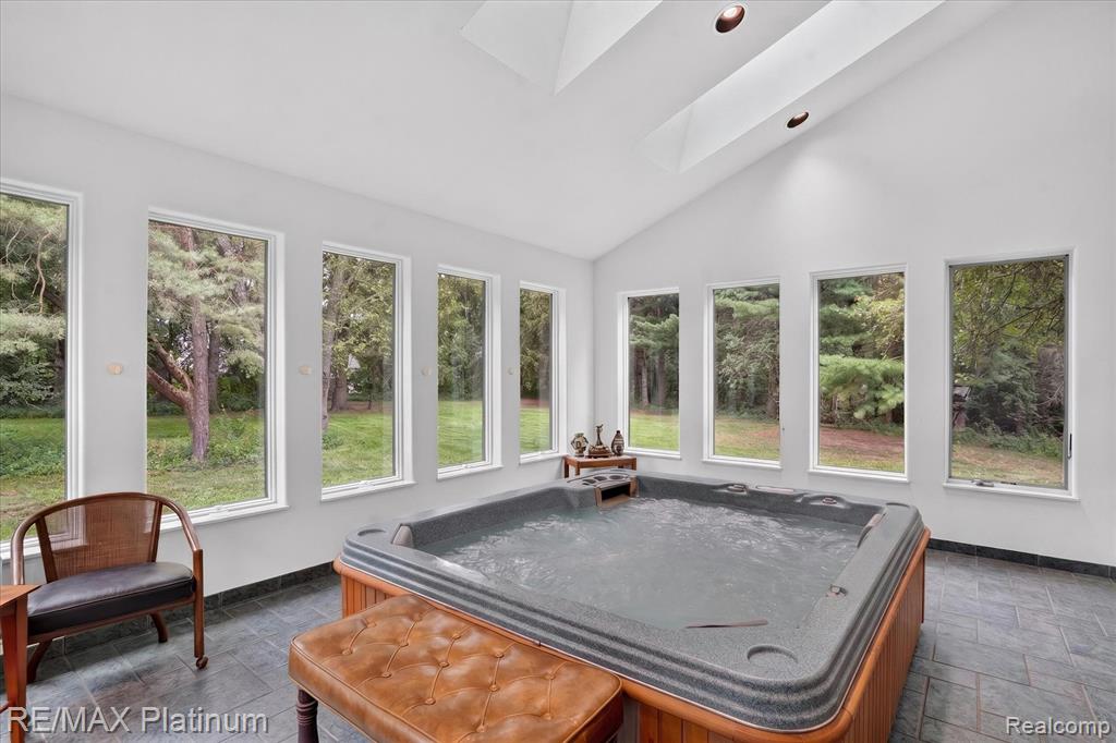 12273 Pinebrook Lane, South Lyon, MI 48178 — Photo 20