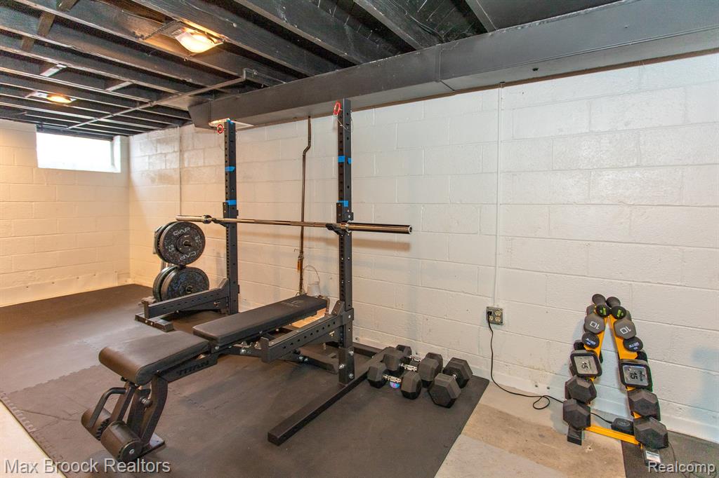 26434 Wyoming Road, Huntington Woods, MI — Photo 41