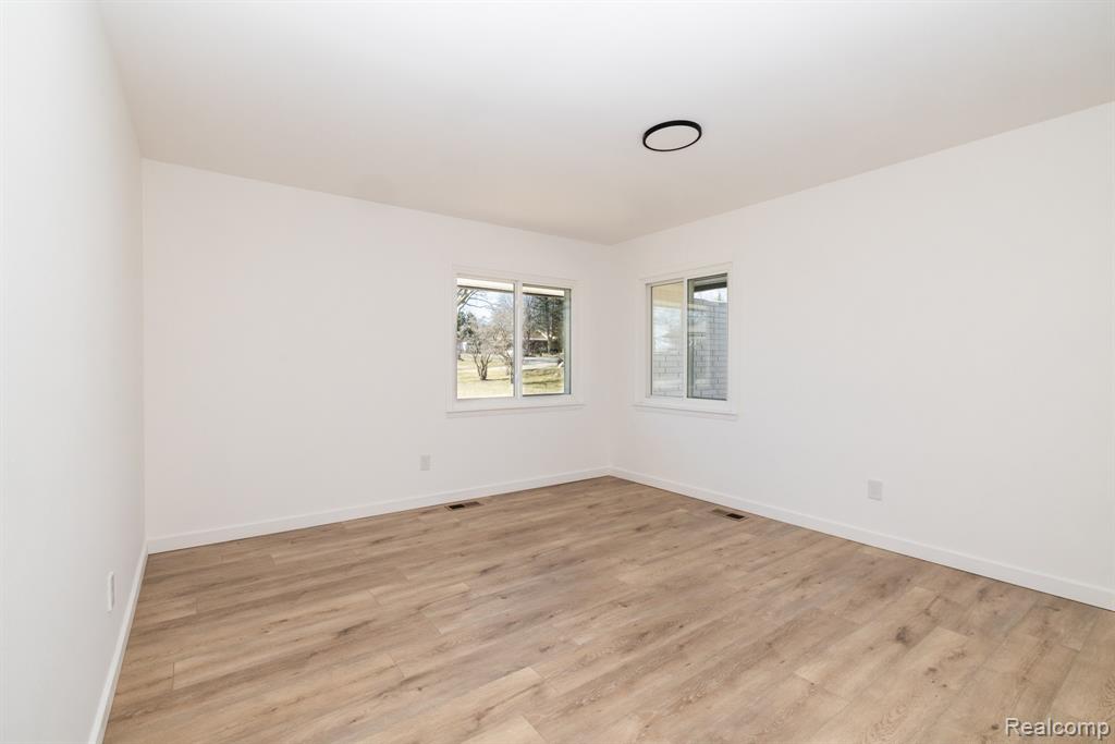 1661 Winthrop Road, Bloomfield Hills, MI 48302 — Photo 37