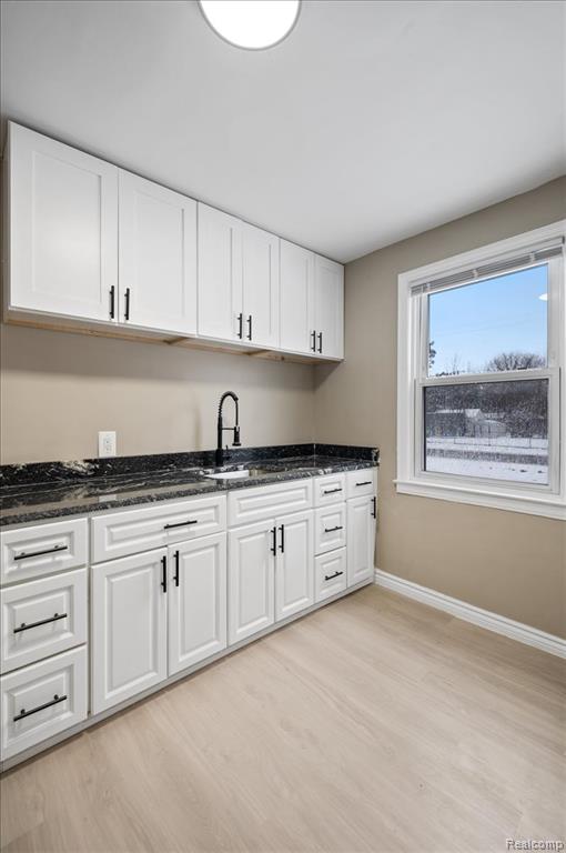 7610 Vaughan, Detroit, MI 48228 — Photo 14