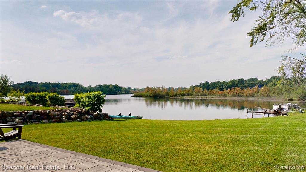 615 Dunleavy Drive, Highland, MI 48356 — Photo 28