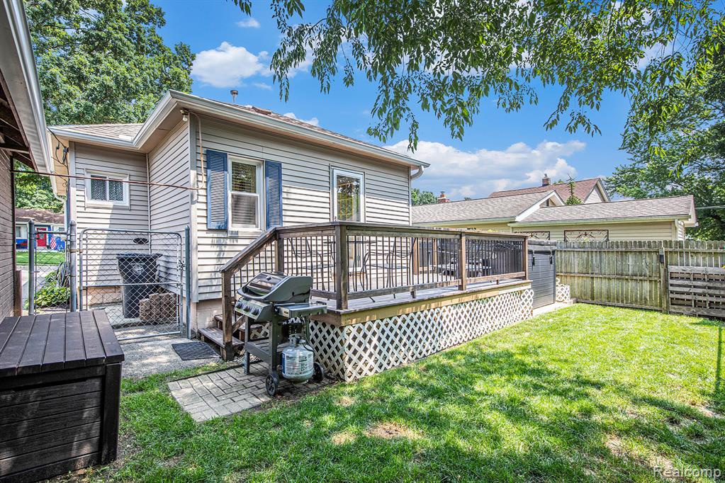 229 W Lafayette Street, Romeo, MI 48065 — Photo 24