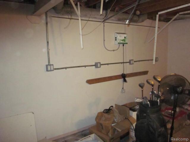 7471 N Kingston Court, Westland, MI — Photo 20